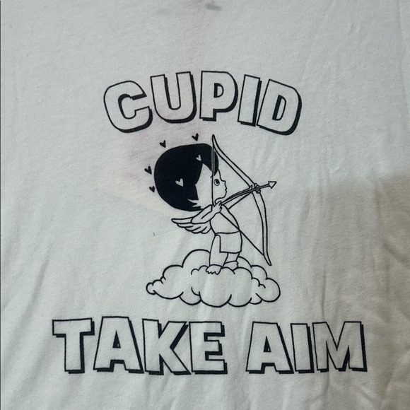 Cupid Take Aim funny valentine Graphic Tee Cream Short sleeve new small women’s - Picture 2 of 5